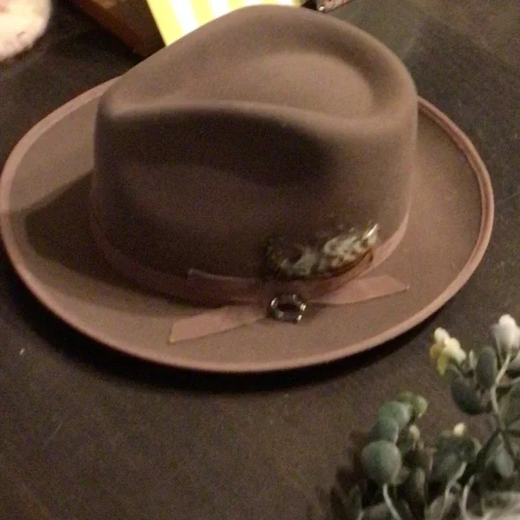 NEW! Rare Wool Boho Classic Tan Fedora Hat - www.joarbit.com display picture 2